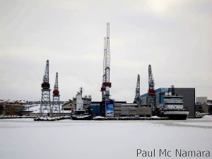20120211094806-fi-helsinki-city-dockyard_cranes